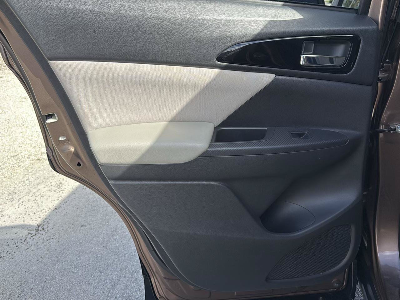 Used 2018 Mitsubishi Eclipse Cross SE AWD/4WD image 27