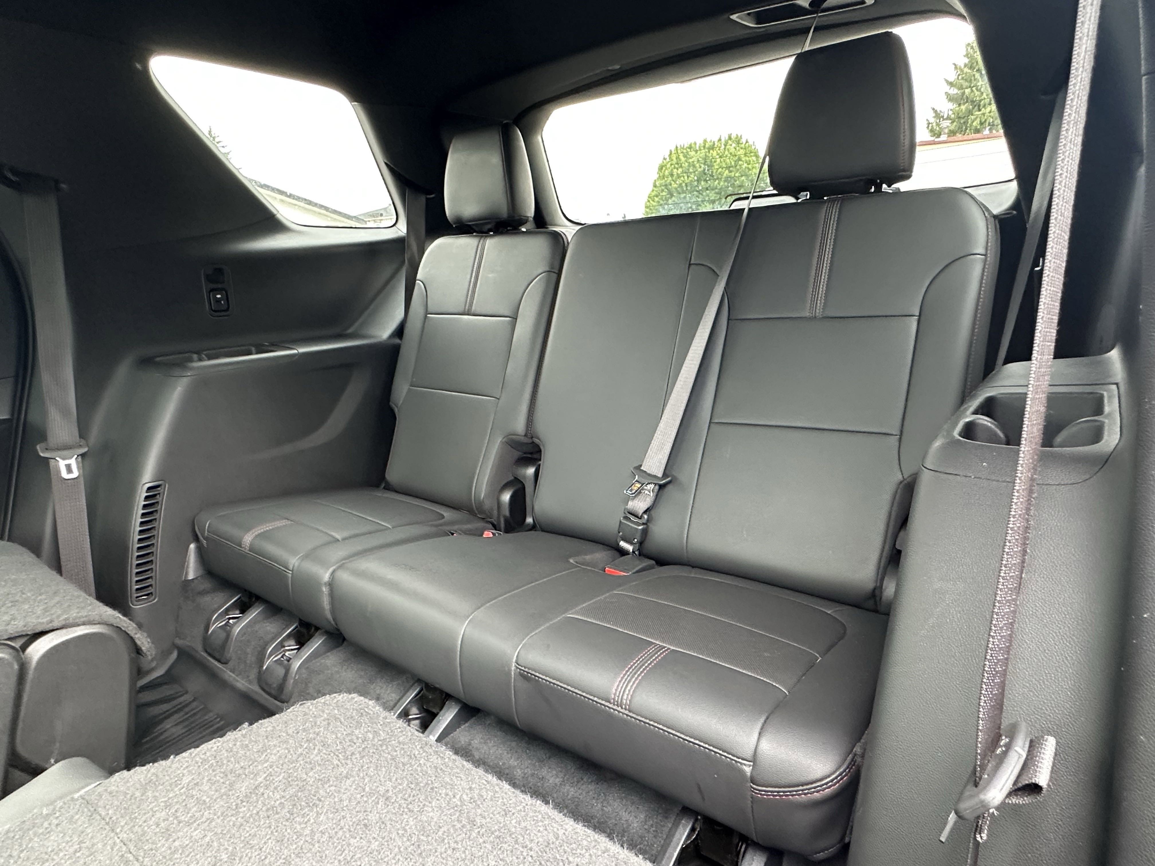 Used 2023 Chevrolet Traverse RS image 17