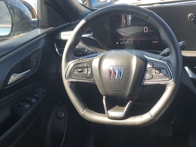 Used 2025 Buick Envista Sport Touring w/ Experience Buick Package image 31