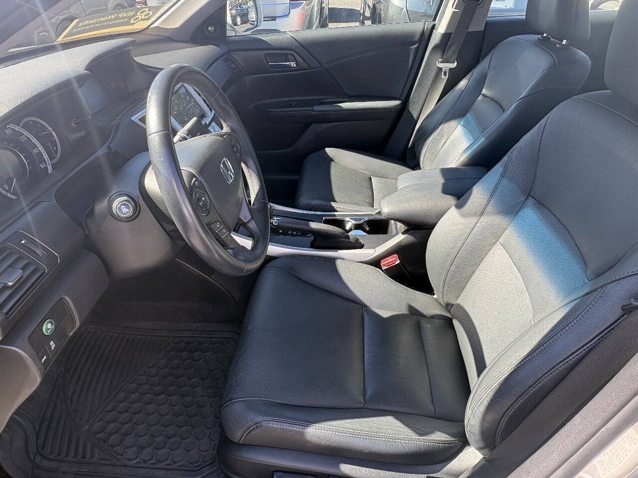 Used 2015 Honda Accord EX-L image 12
