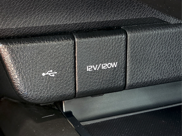Used 2024 Toyota Camry SE FWD image 19