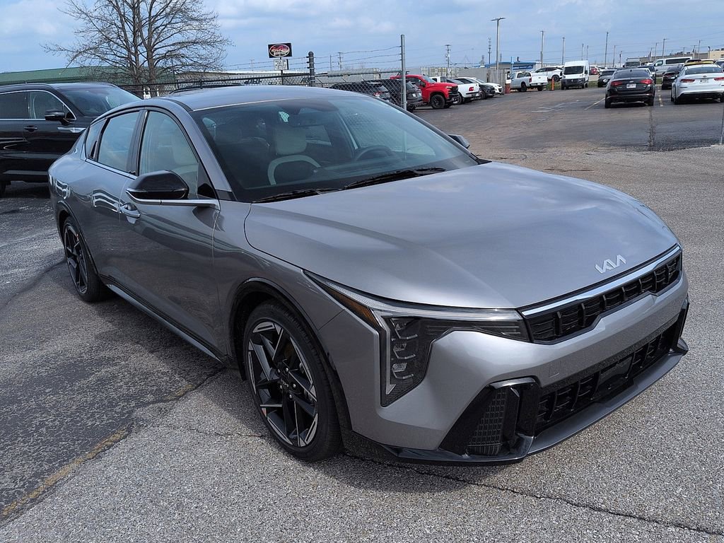 New 2026 Kia K4 GT-Line