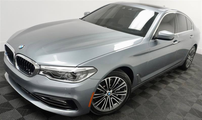 Used 2018 BMW 540i image 2