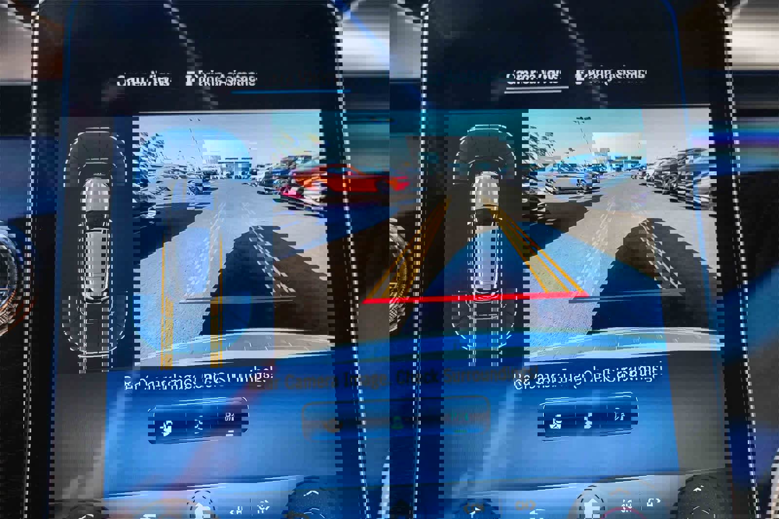 Used 2025 Mercedes-Benz GLC 350e 4MATIC image 16