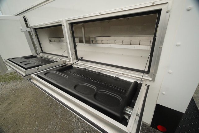 New 2025 GMC Savana 3500 w/ Power Convenience Package RWD image 26