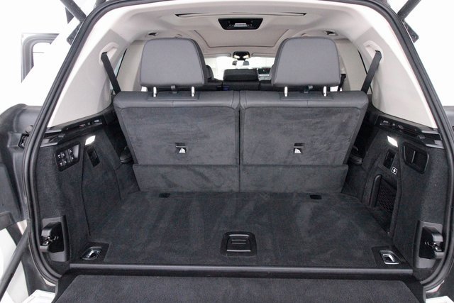 Used 2020 BMW X7 xDrive40i w/ Cold Weather Package image 43