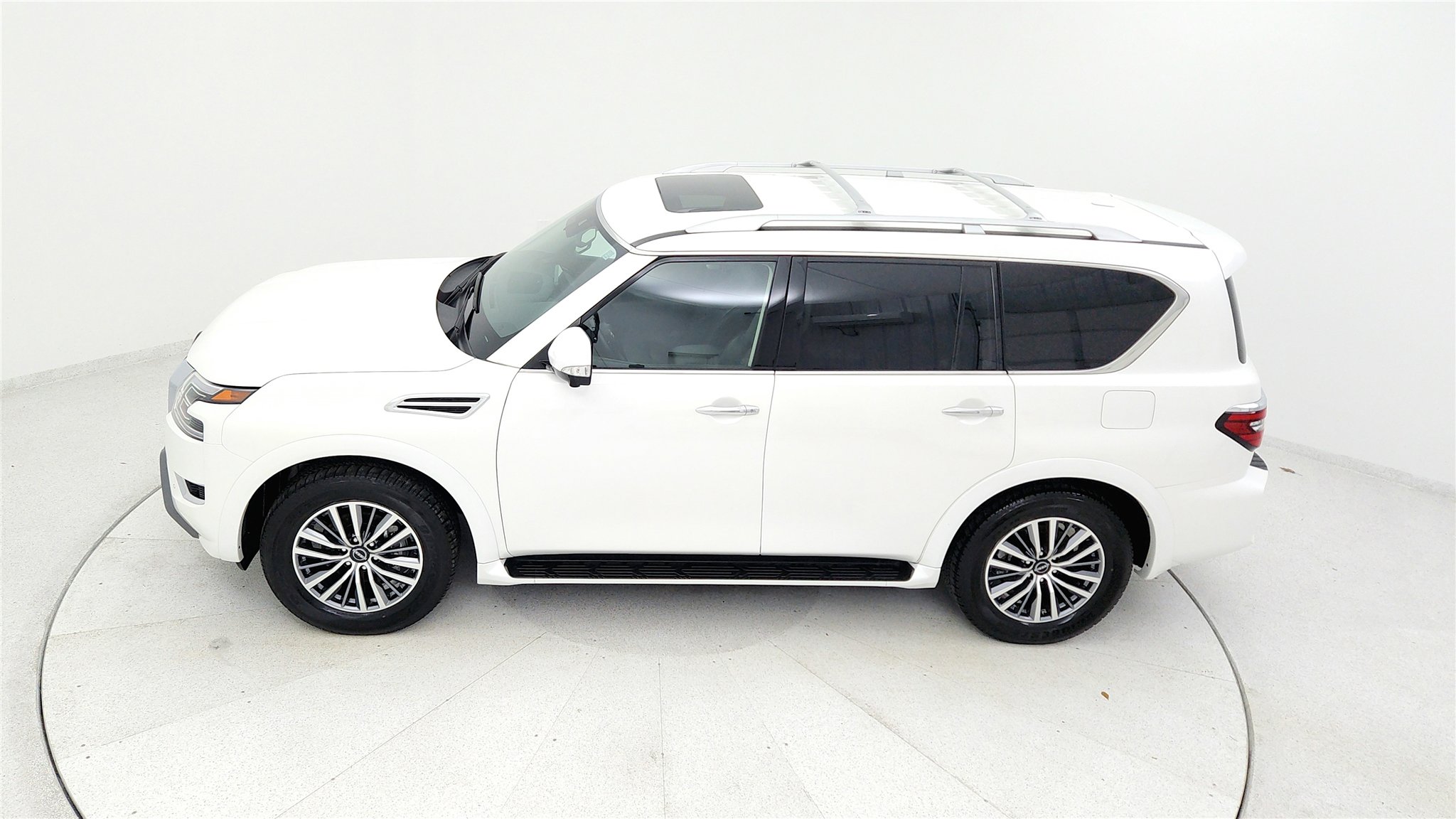 Used 2024 Nissan Armada SL w/ Captain's Chairs Package image 36