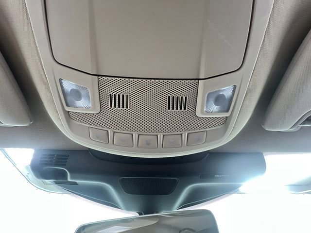 Used 2023 Lincoln Nautilus AWD image 24