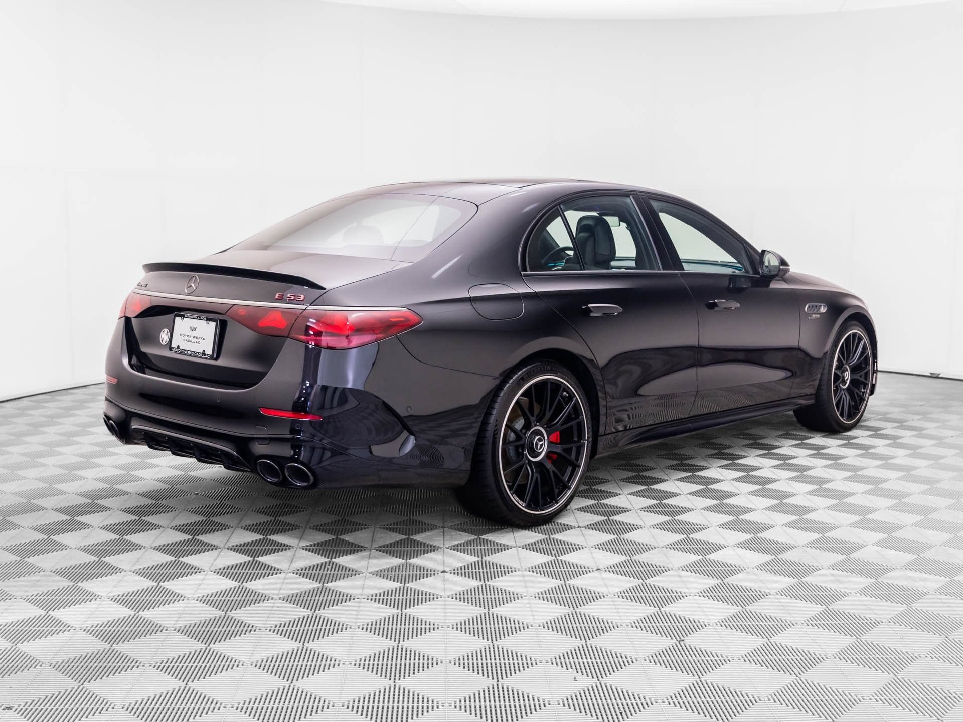 Used 2026 Mercedes-Benz E 53 AMG e 4MATIC Sedan image 5