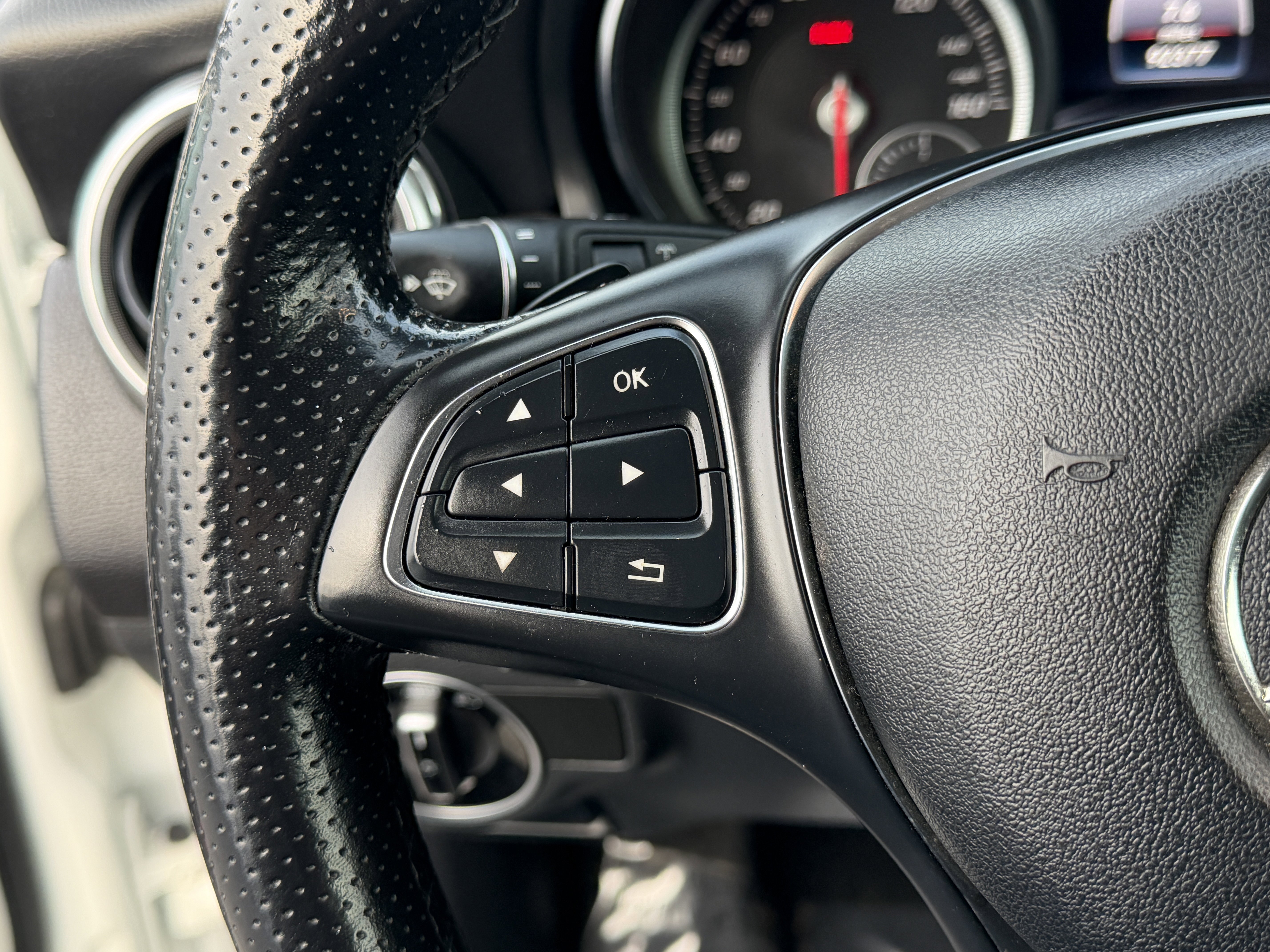 Used 2019 Mercedes-Benz GLA 250 image 24