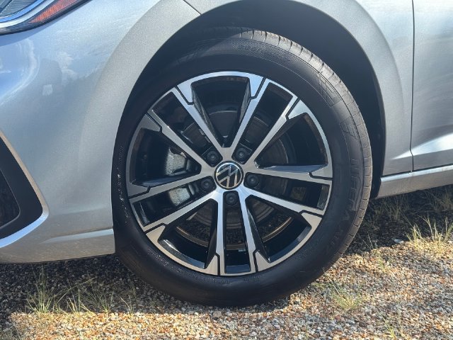 New 2026 Volkswagen Jetta Sport FWD image 2