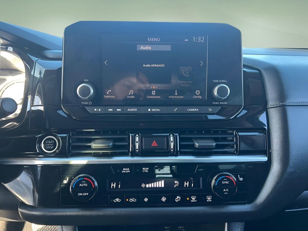 Used 2022 Nissan Pathfinder SV image 14