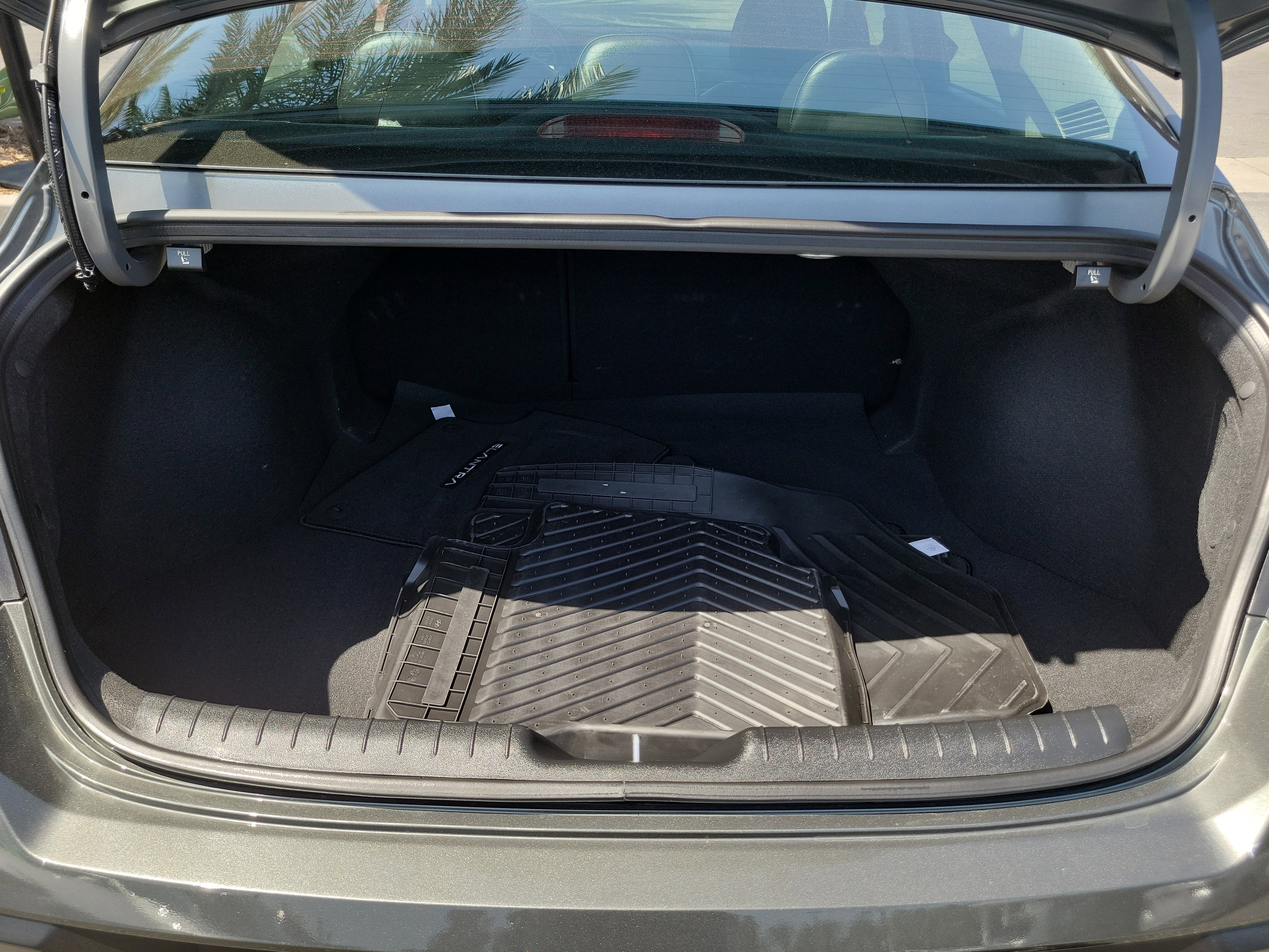 Certified 2025 Hyundai Elantra Limited image 27