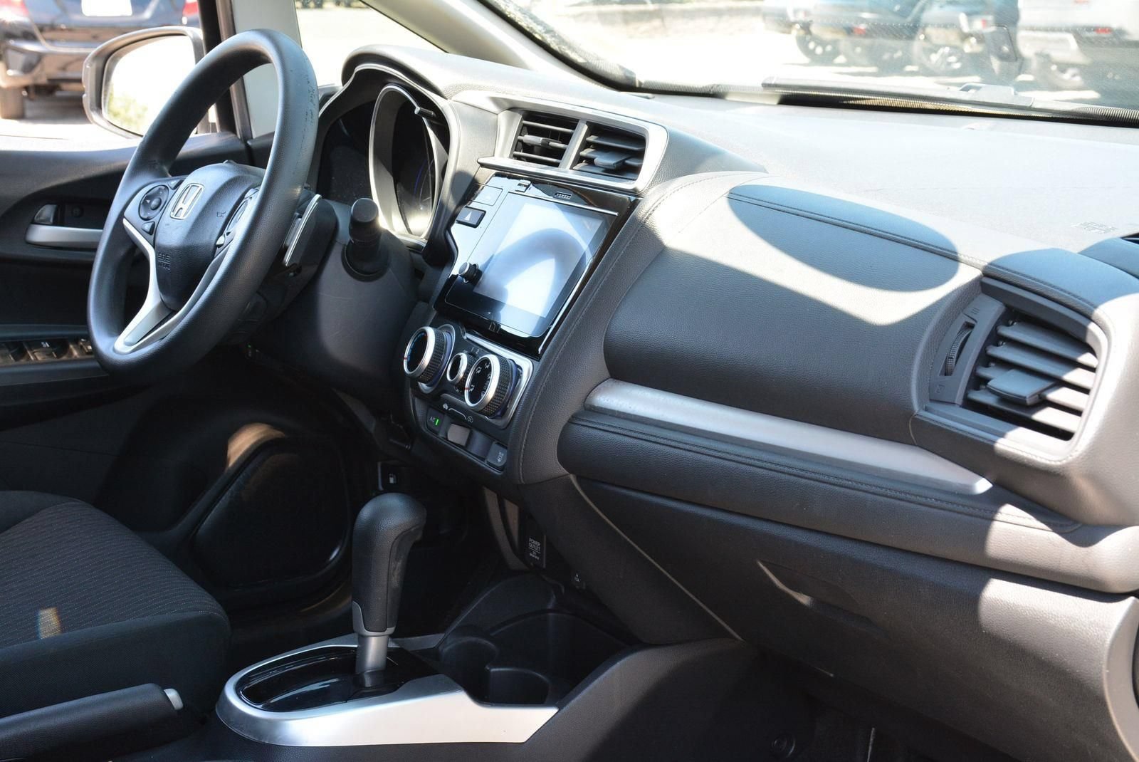 Used 2018 Honda Fit EX image 20