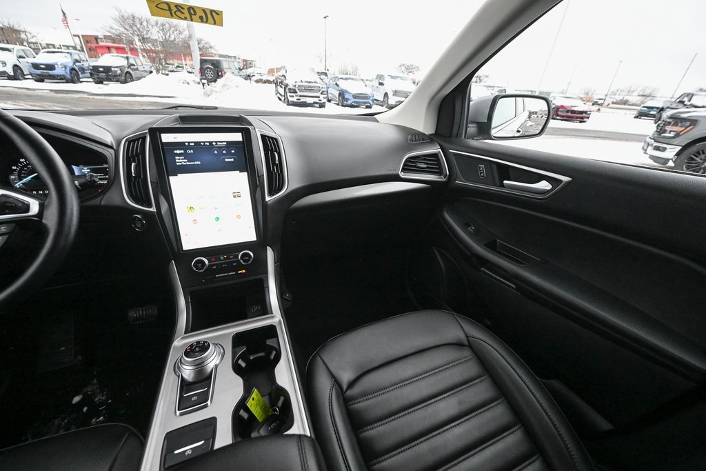 Certified 2024 Ford Edge SEL w/ Convenience Package image 34