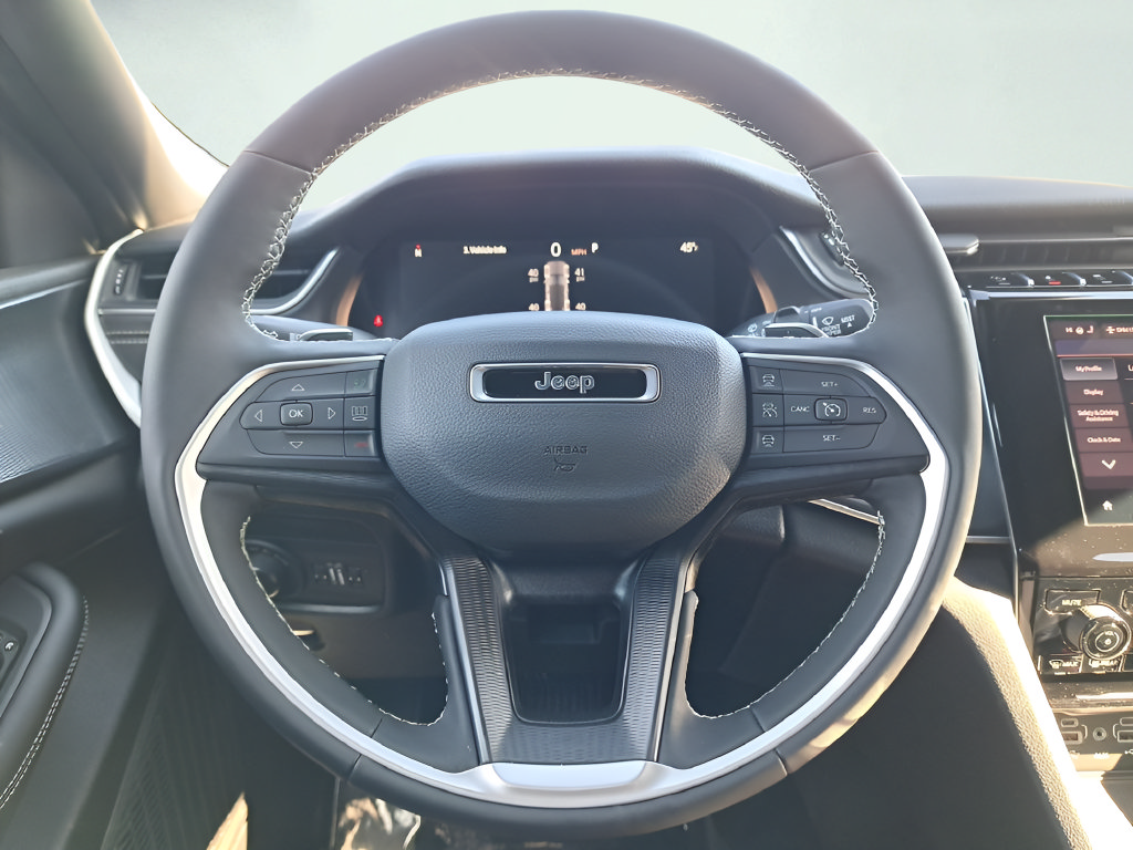New 2026 Jeep Grand Cherokee Laredo X AWD/4WD image 18