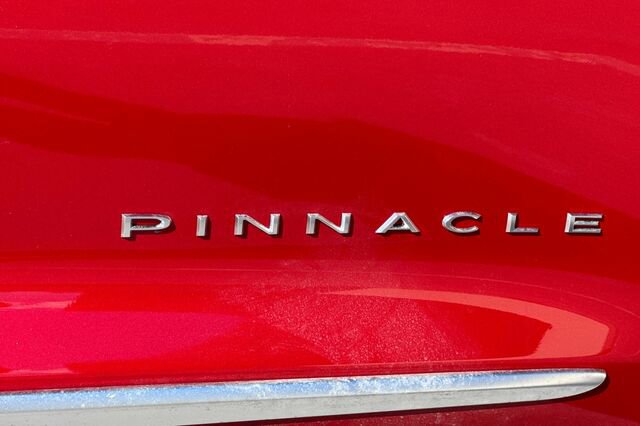 New 2026 Chrysler Pacifica Pinnacle image 26