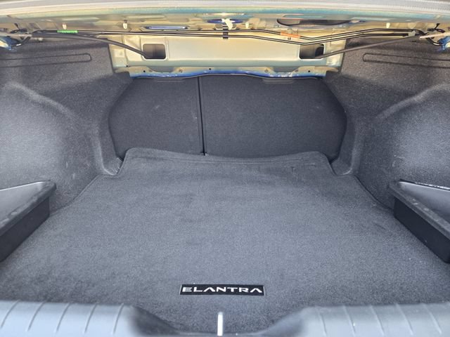 Certified 2024 Hyundai Elantra SEL w/ Convenience Package FWD image 20