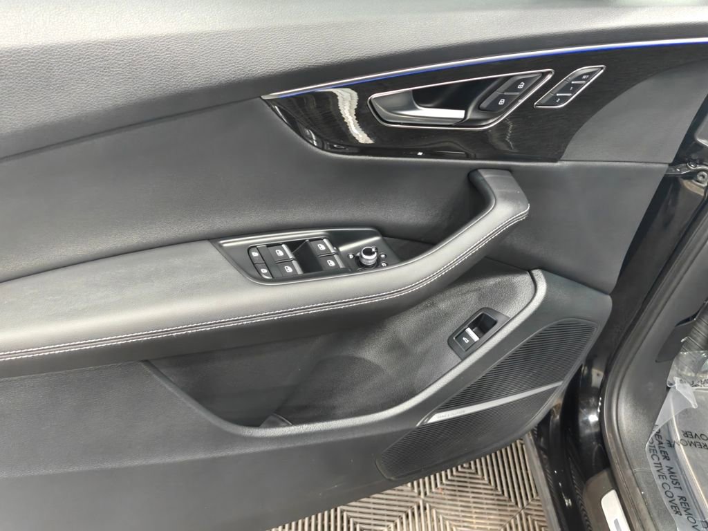 Used 2025 Audi Q7 2.0T Premium Plus w/ Premium Plus Package image 82