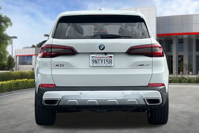 Used 2022 BMW X5 xDrive40i w/ Climate Comfort Package AWD/4WD image 5