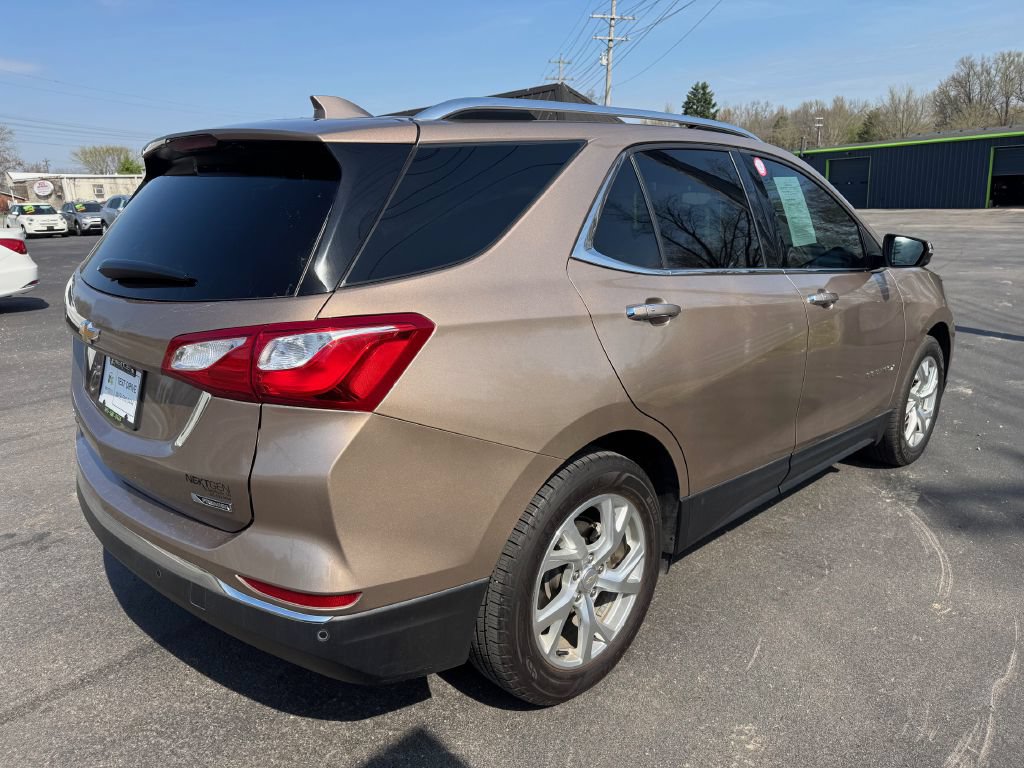 Used 2018 Chevrolet Equinox Premier FWD image 4