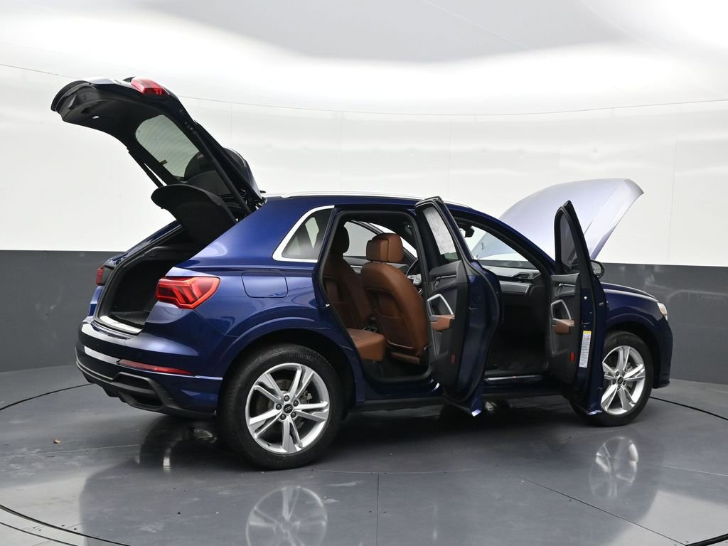 Used 2023 Audi Q3 2.0T Premium Plus w/ Premium Plus Package image 35