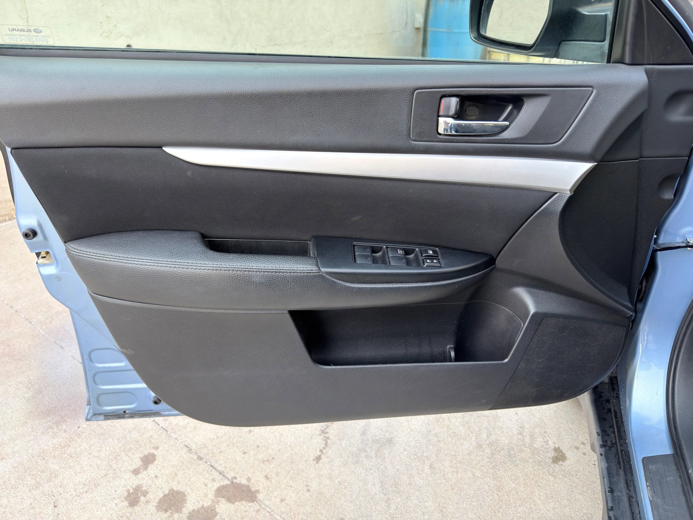 Used 2012 Subaru Outback 2.5i Premium image 25