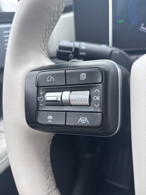 Used 2024 Hyundai Santa Fe SEL AWD/4WD image 14