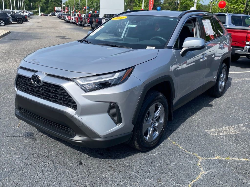Used 2025 Toyota RAV4 LE image 2
