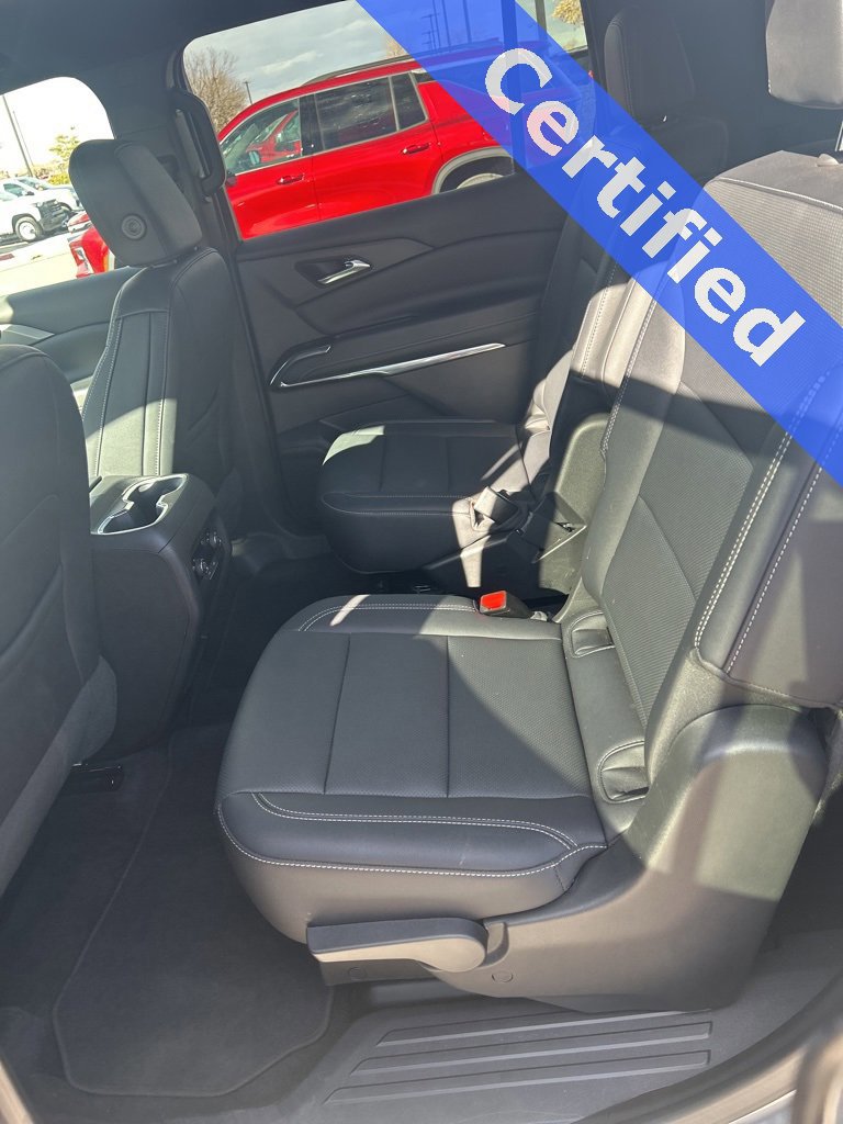 Certified 2025 Chevrolet Traverse LT image 9