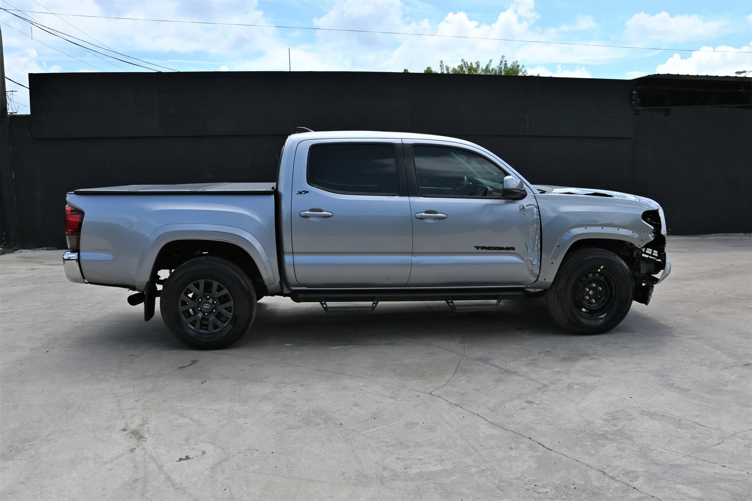 Used 2019 Toyota Tacoma SR5 RWD image 6