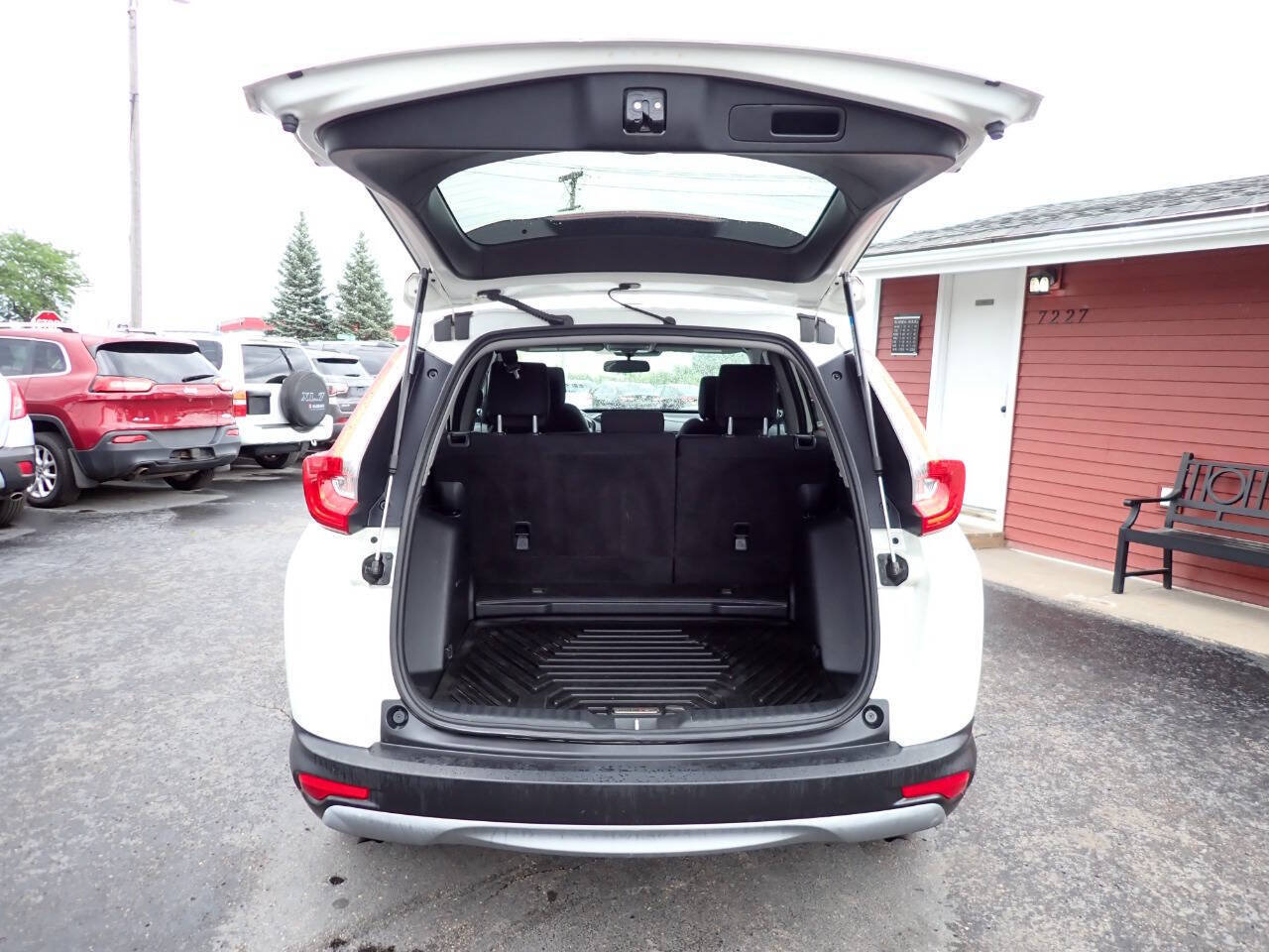 Used 2017 Honda CR-V EX image 5