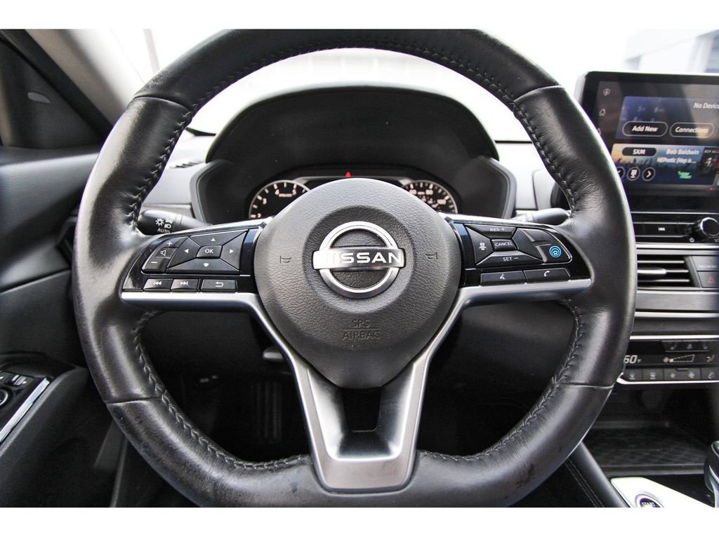 Used 2023 Nissan Altima 2.5 SL FWD image 14