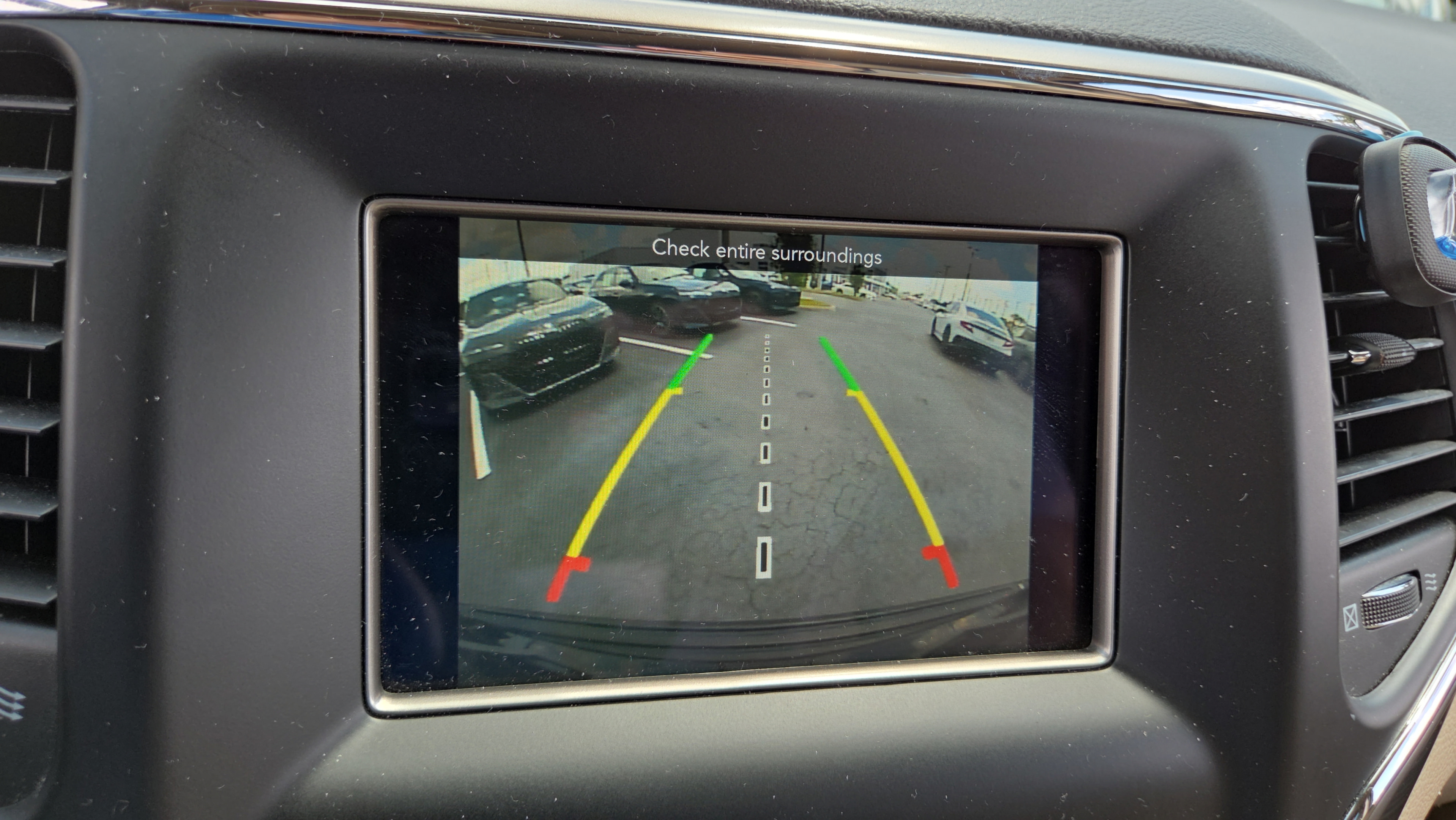 Used 2021 Jeep Grand Cherokee Laredo RWD image 27