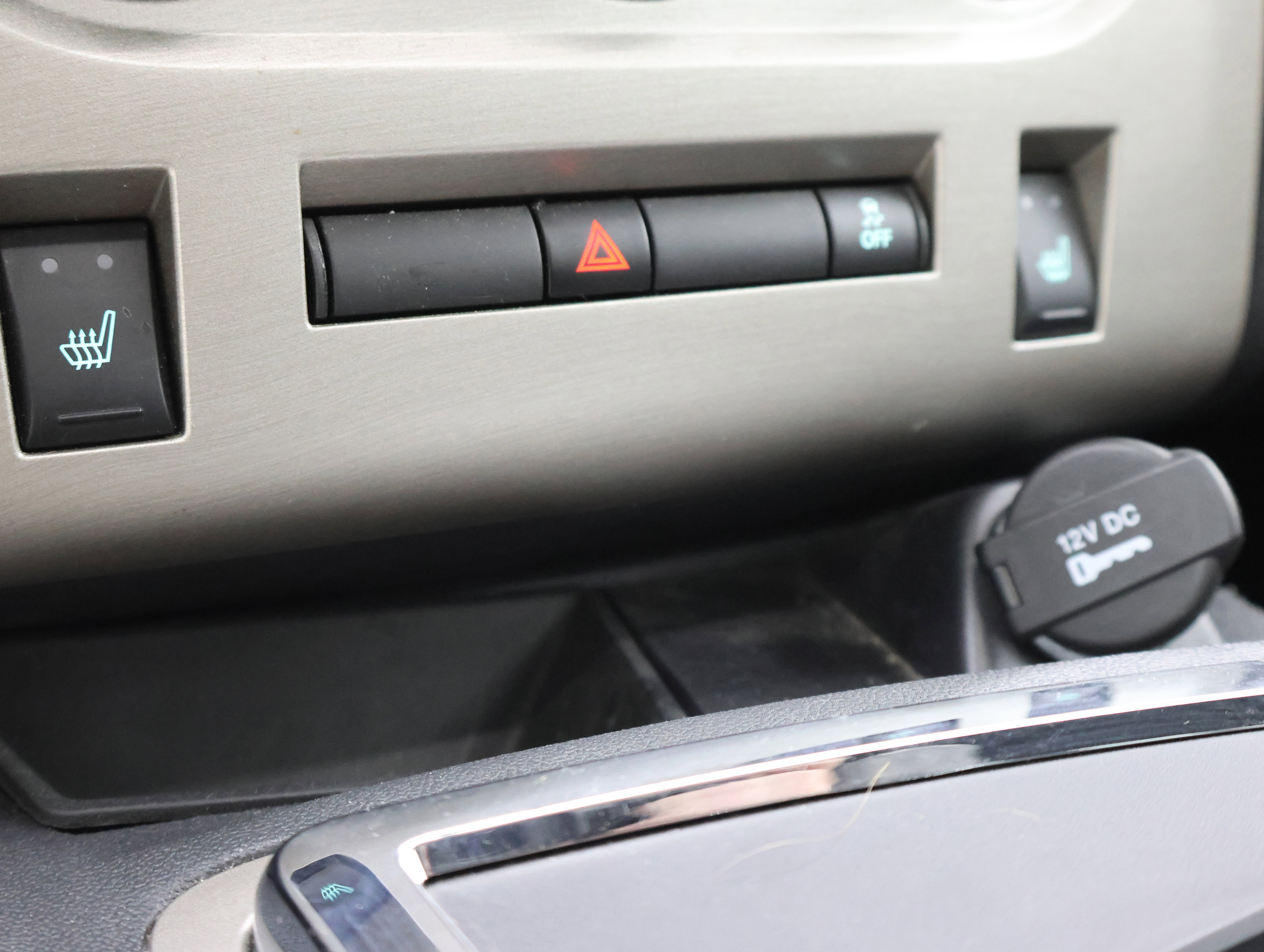 Used 2011 Dodge Challenger SRT8 w/ Green w/Envy Group image 41