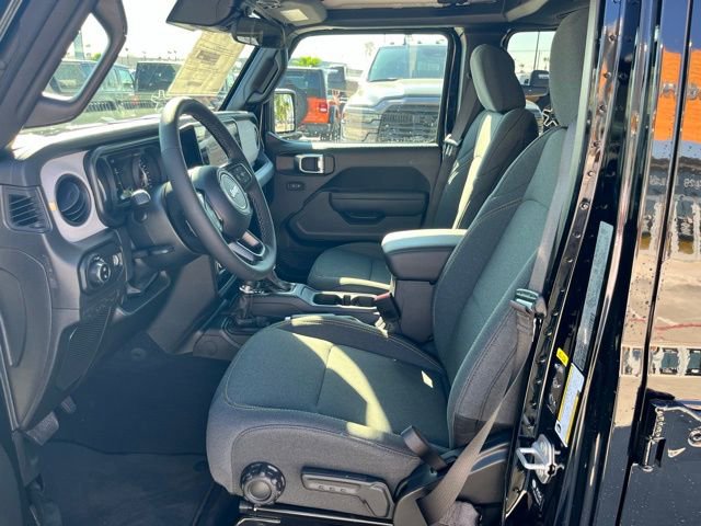 New 2025 Jeep Gladiator Sport AWD/4WD image 15