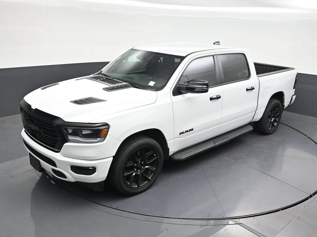 Used 2024 RAM 1500 Laramie AWD/4WD image 16