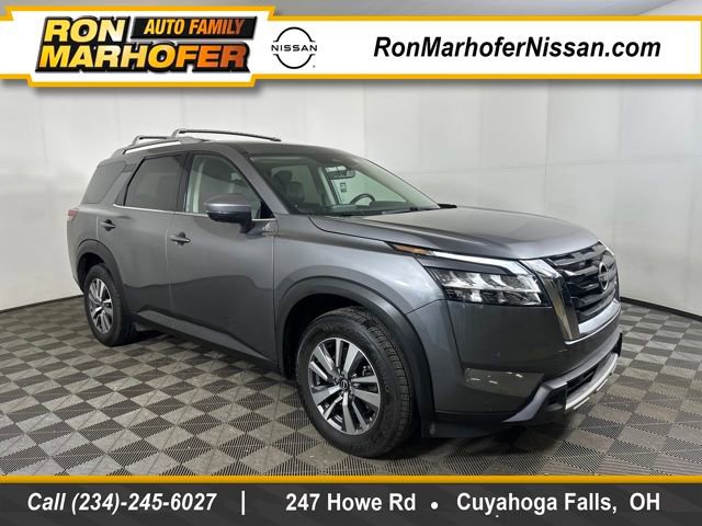 Used 2023 Nissan Pathfinder SL image 1