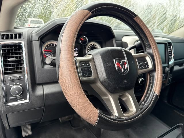 Used 2016 RAM 5500 Laramie AWD/4WD image 17
