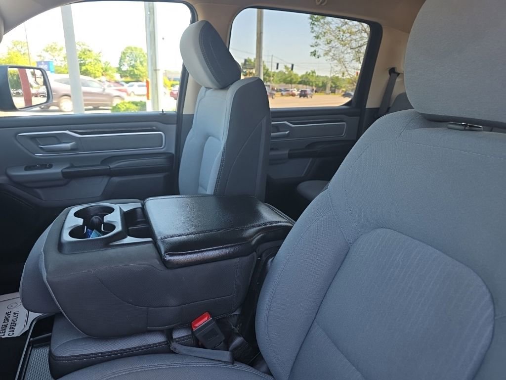 Used 2020 RAM 1500 Big Horn AWD/4WD image 9