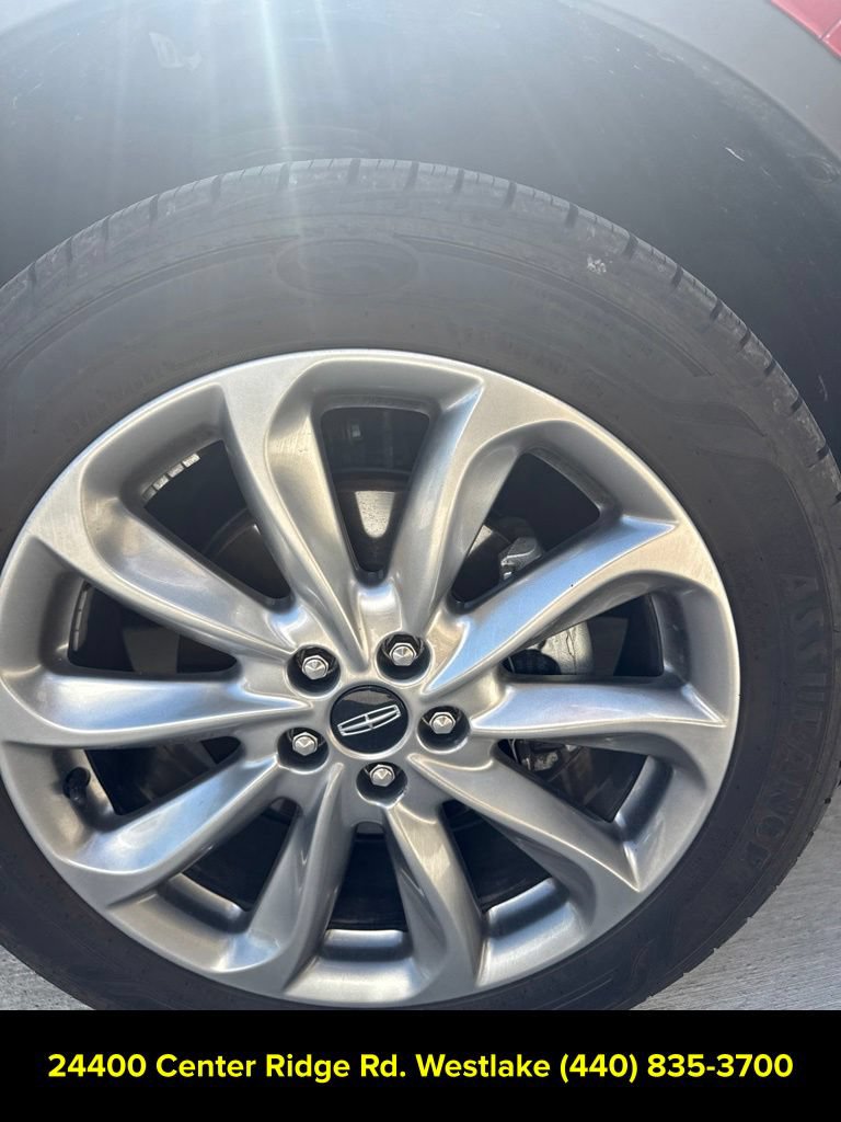 Used 2022 Lincoln Corsair AWD w/ Premium Package image 8