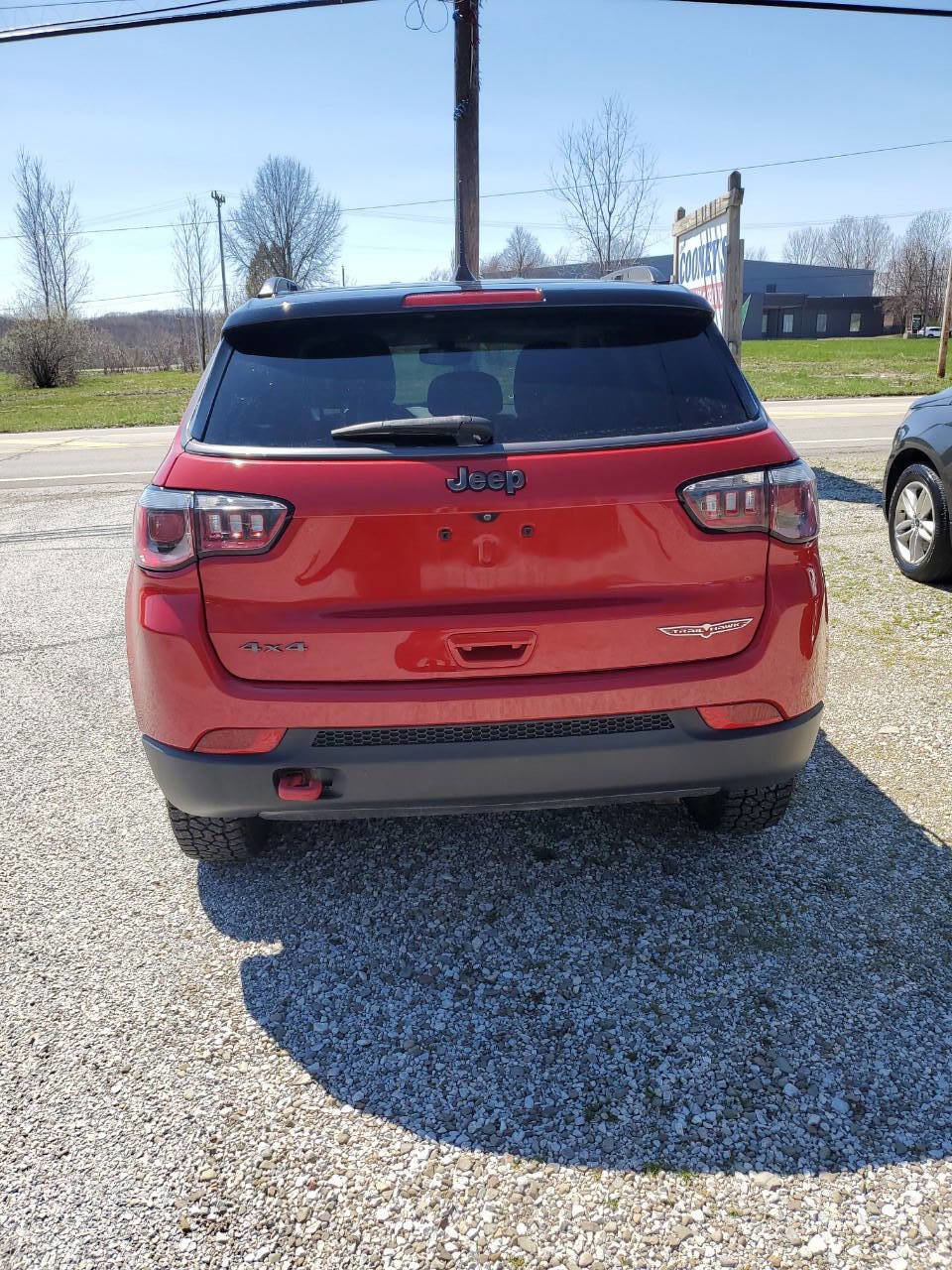 Used 2019 Jeep Compass Trailhawk AWD/4WD image 5