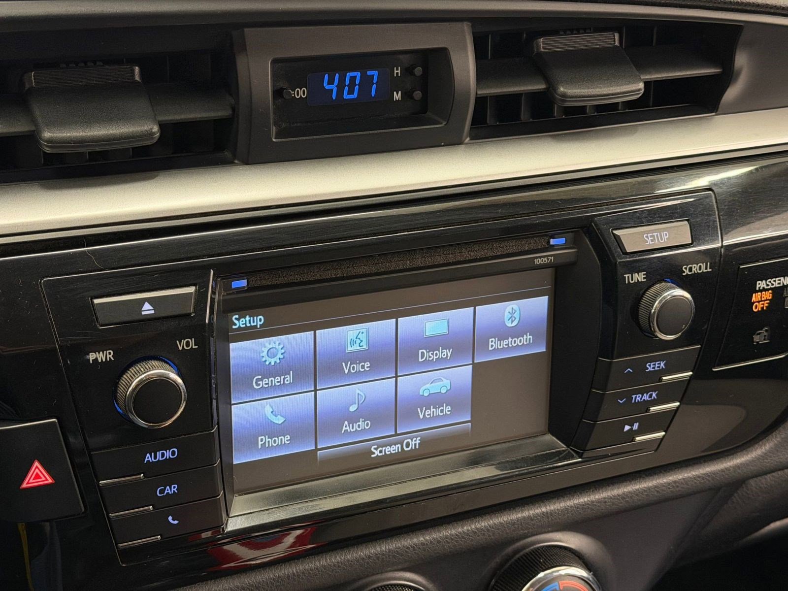 Used 2016 Toyota Corolla L FWD image 24