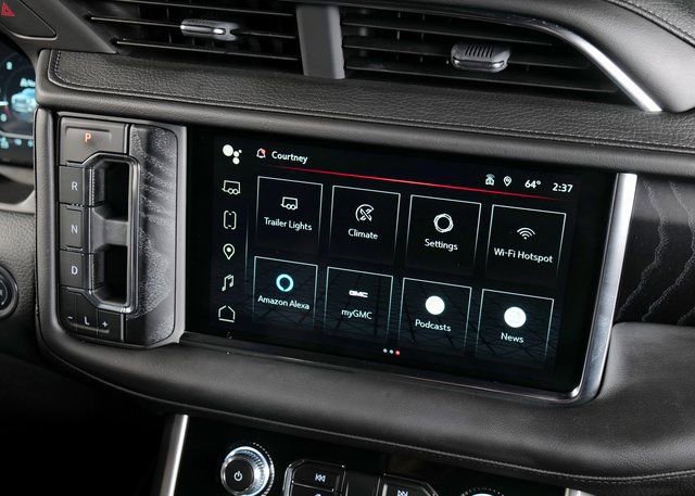 Used 2024 GMC Yukon Denali image 14