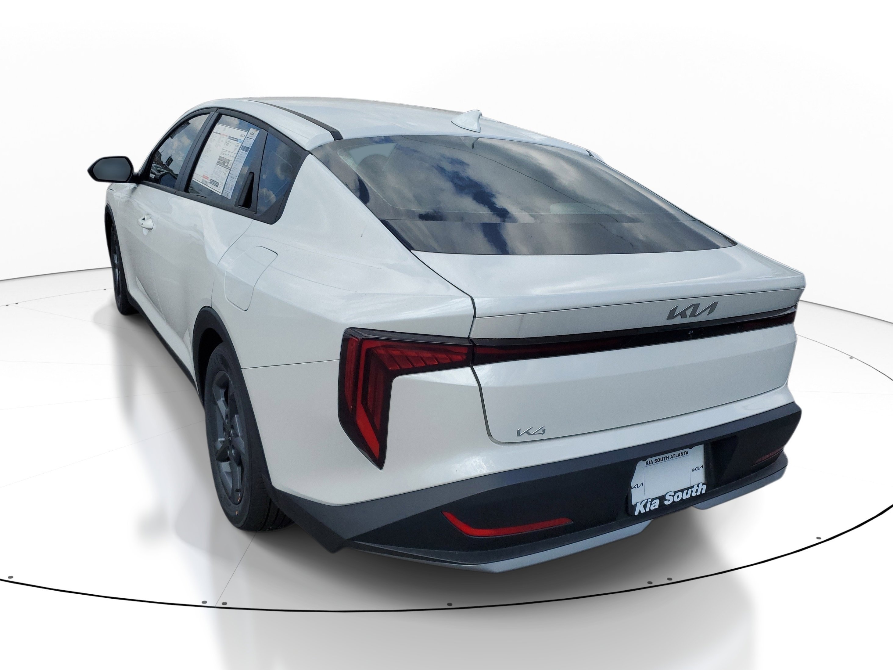 New 2026 Kia K4 FWD image 4