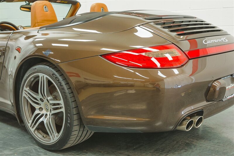 Used 2009 Porsche 911 Carrera 4S AWD/4WD image 17