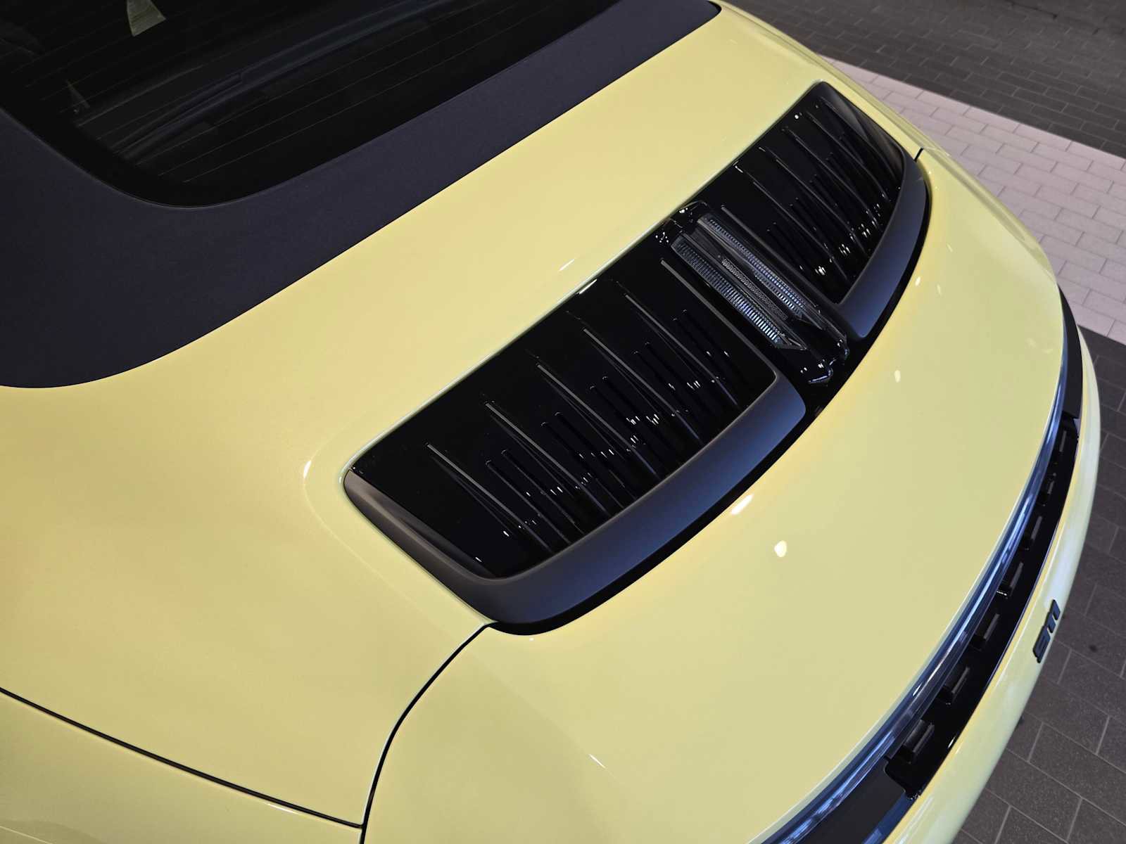 New 2026 Porsche 911 Carrera 4 GTS image 18