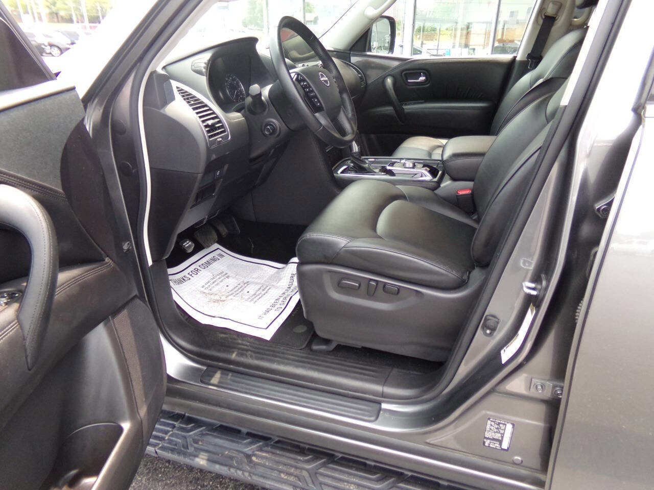 Used 2023 Nissan Armada SV image 14