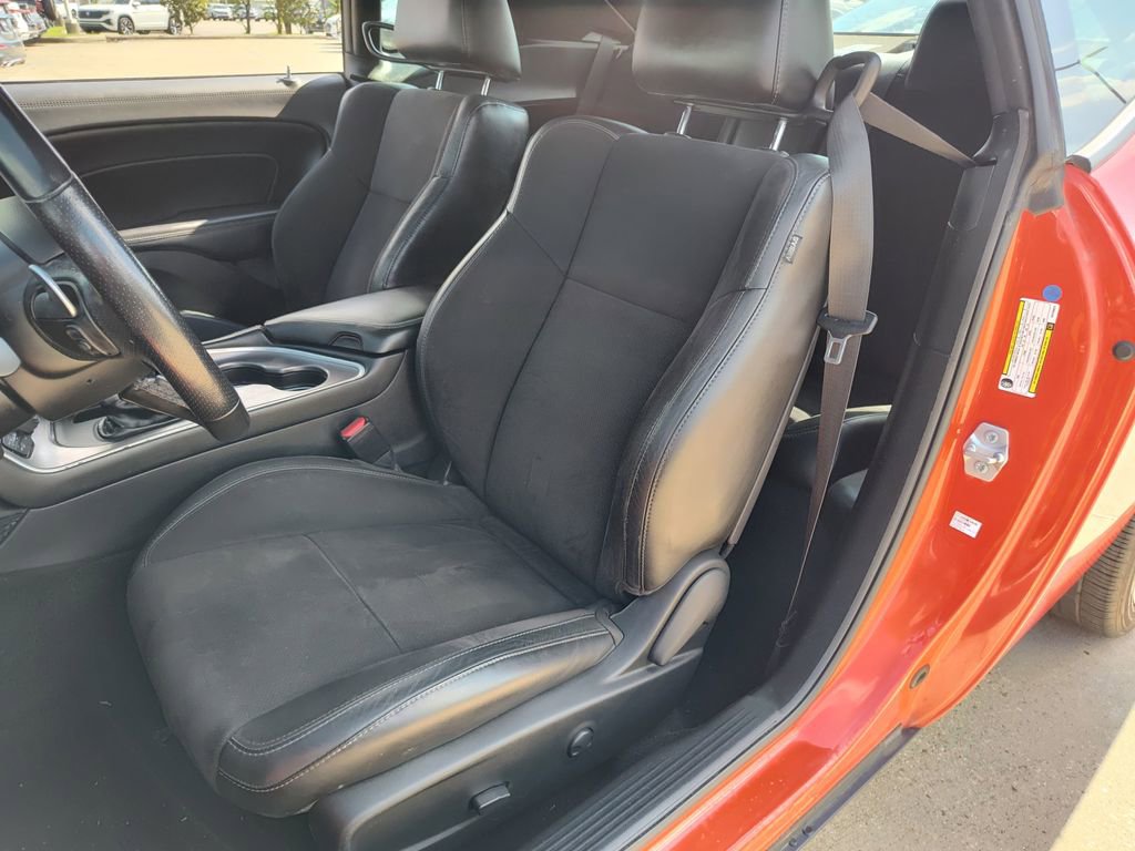 Used 2022 Dodge Challenger R/T w/ Plus Package RWD image 21