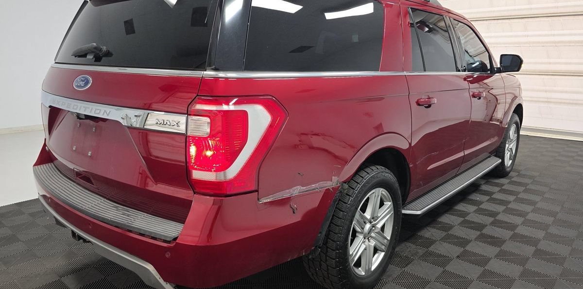 Used 2019 Ford Expedition Max XLT w/ Equipment Group 202A AWD/4WD image 4